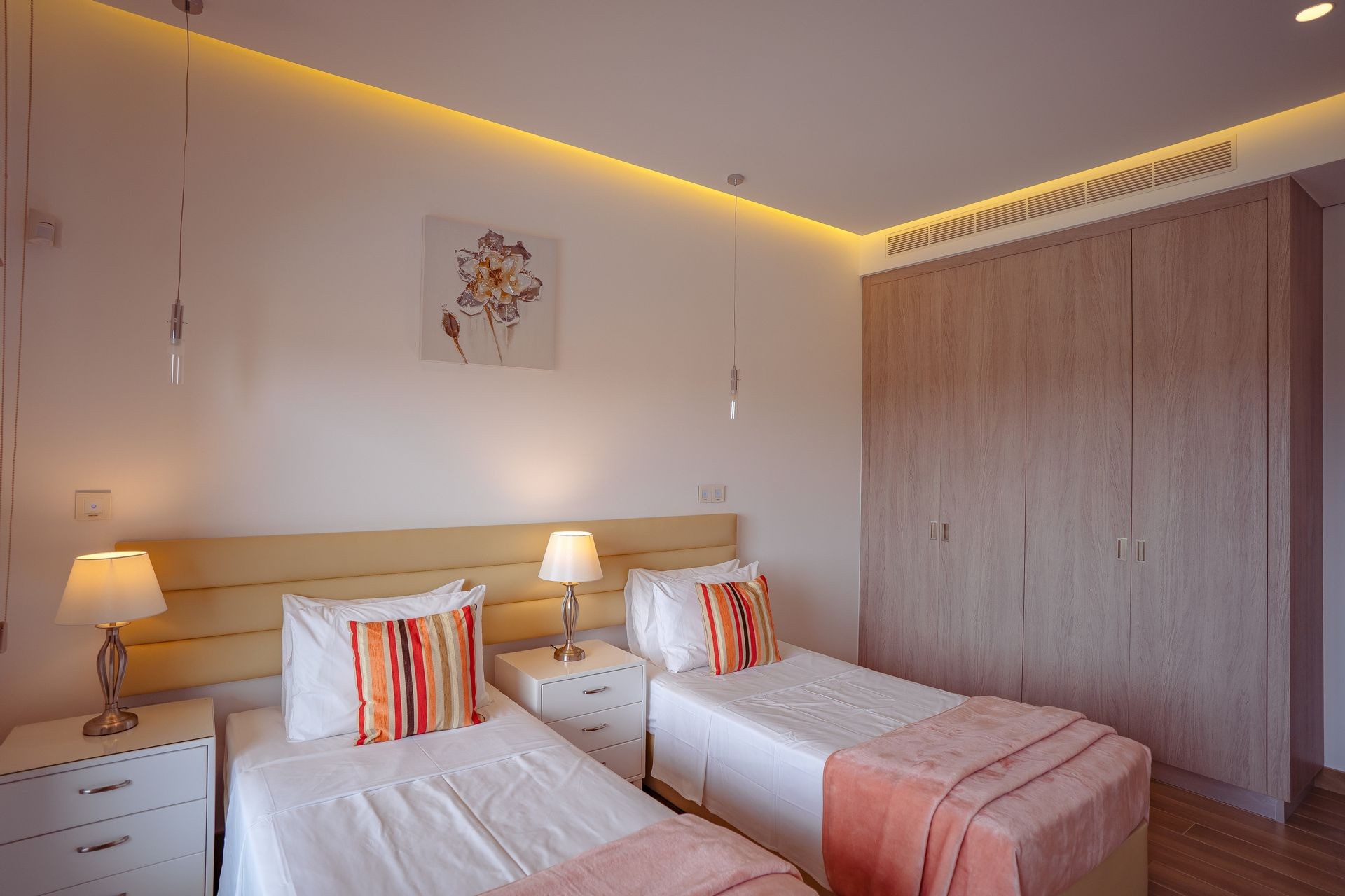 image/jpeg image/jpeg